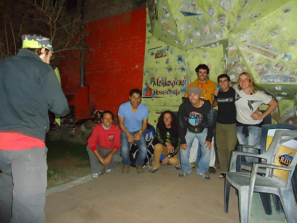 Monkeywasi Climbing Hostel Huaraz  Exterior foto