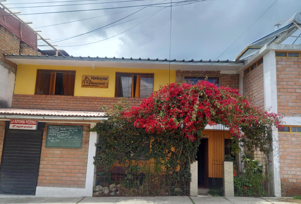 Monkeywasi Climbing Hostel Huaraz  Exterior foto